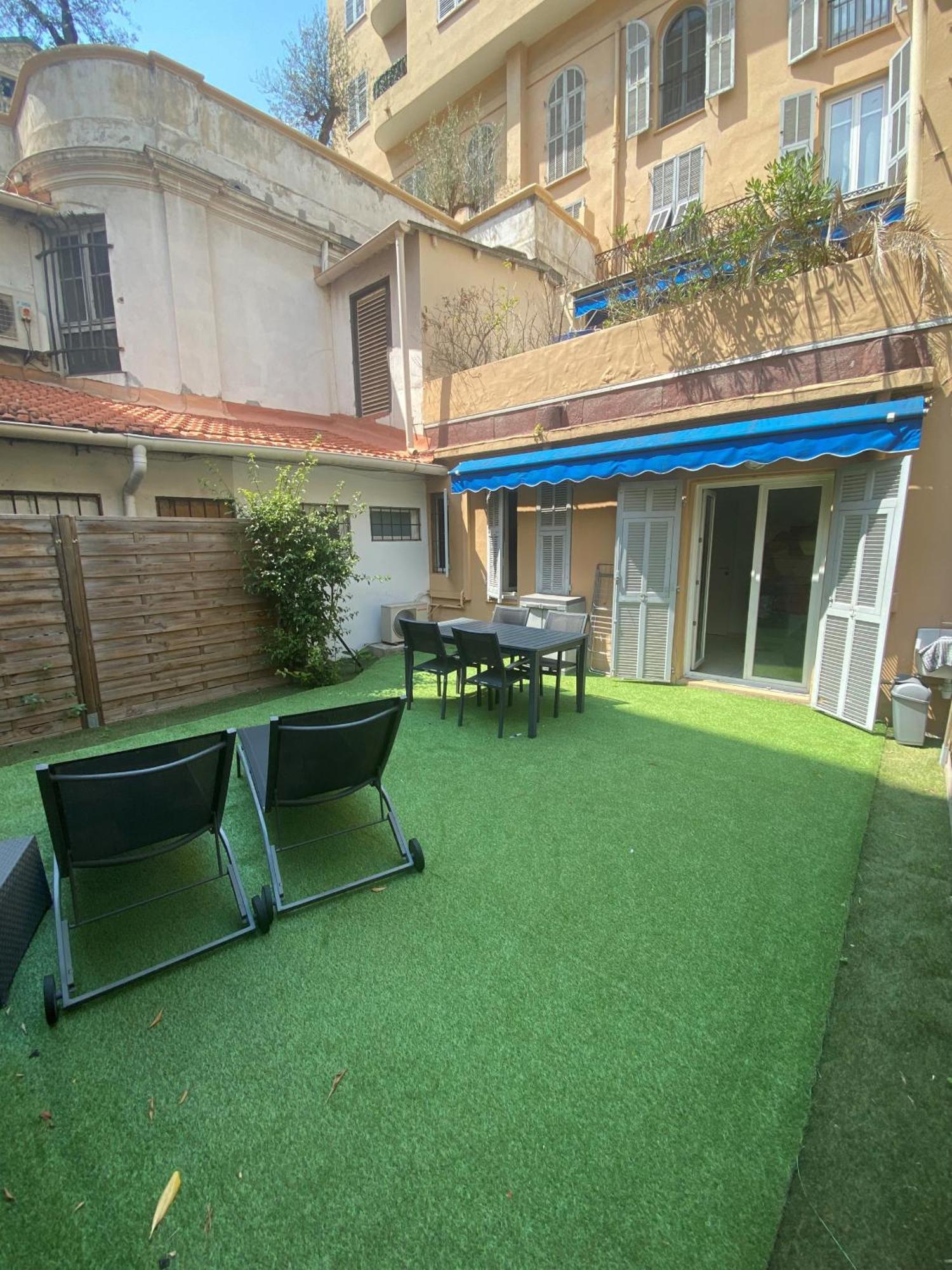 Appartement 4 personnes grande terrasse dans le Carré d Or à Niza Exterior foto